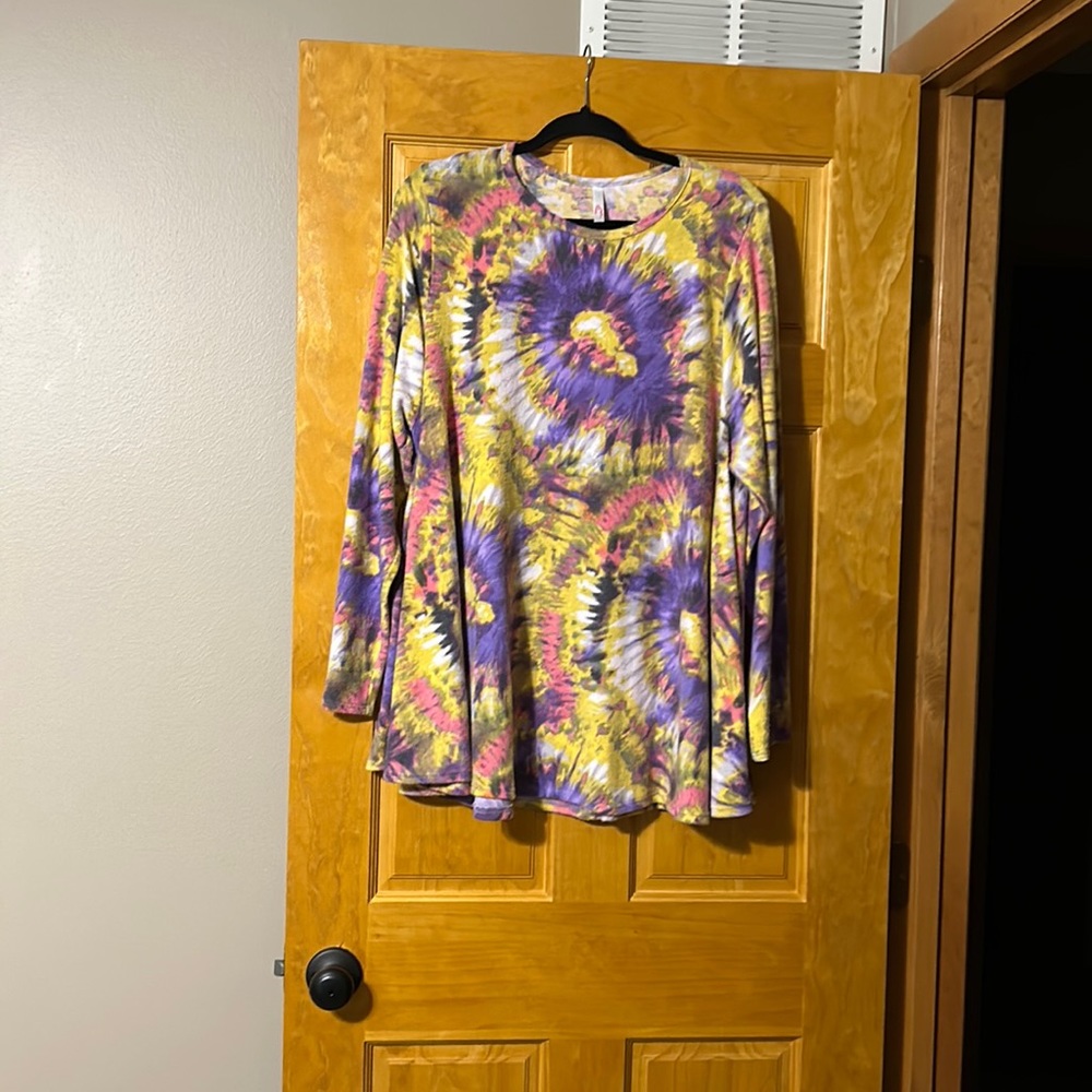 Buttery Soft Light Fleece Long Sleeve Top